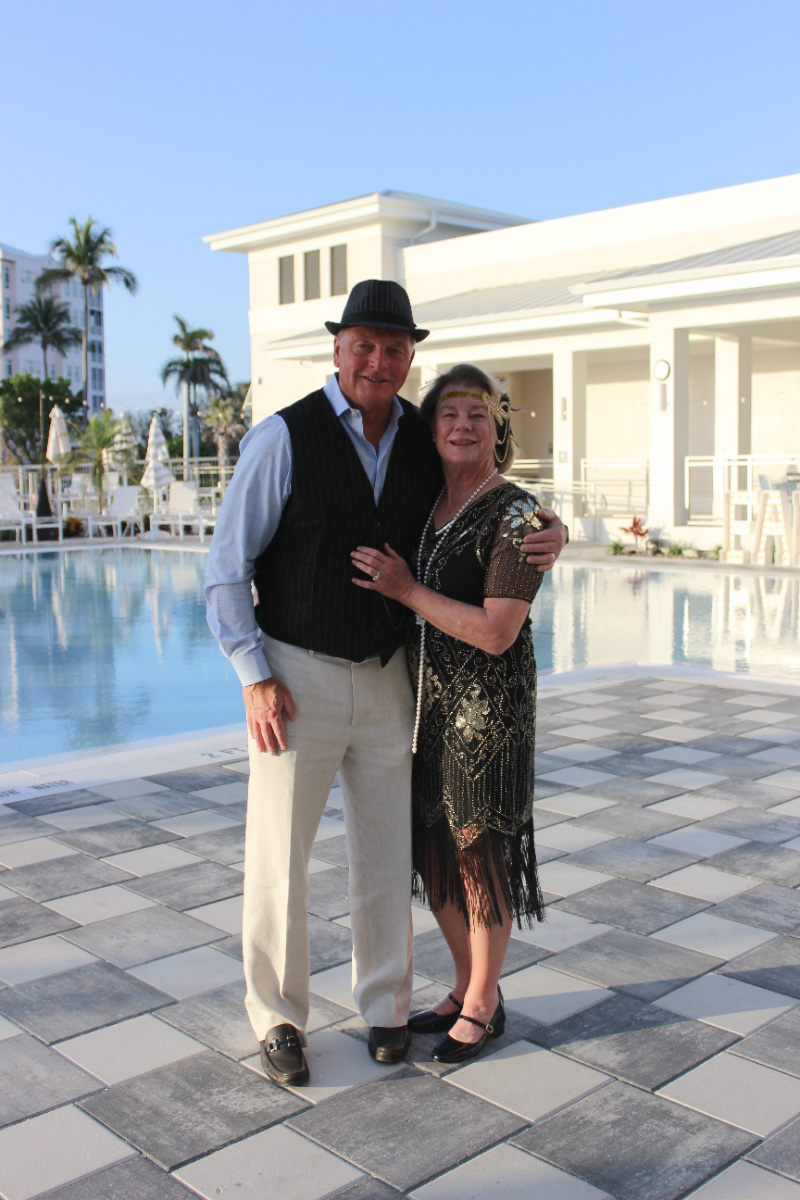 Couple-1920s-poolside-costume-party-vintage-fashion–-Club-at-Barefoot-Beach