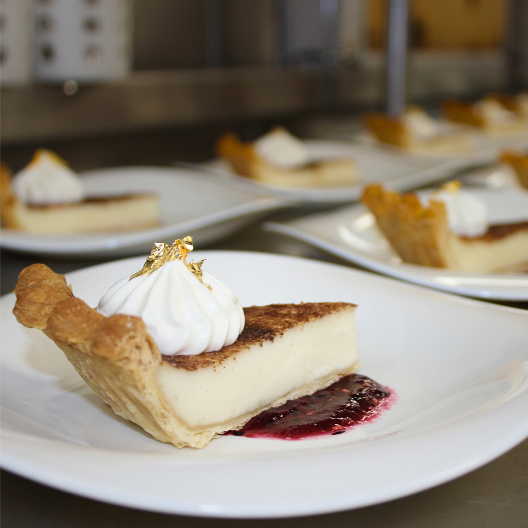 Custard-pie-slice-gold-leaf-dessert–-Club-at-Barefoot-Beach
