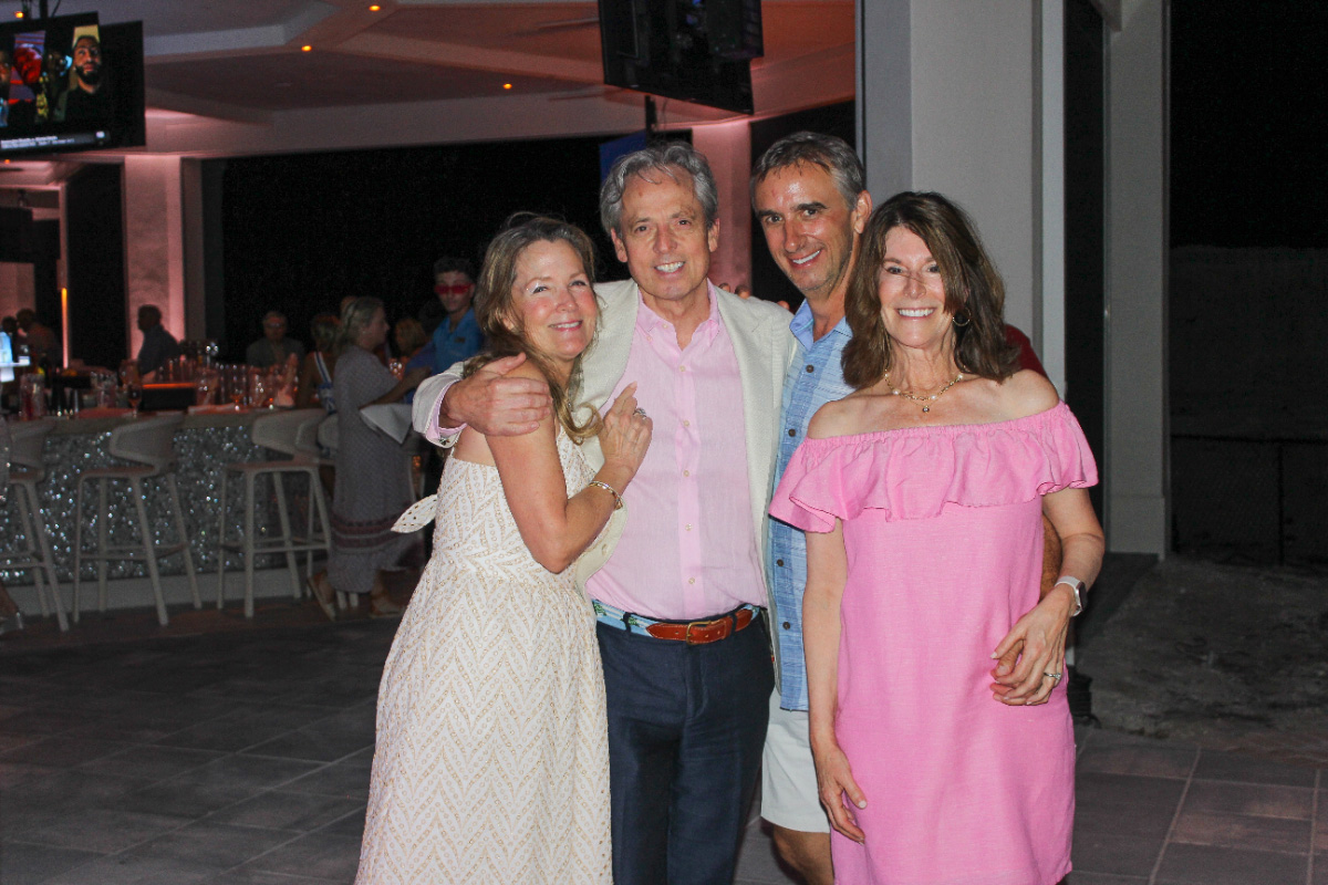 Couple-friends-party-night-out-celebration–-Club-at-Barefoot-Beach